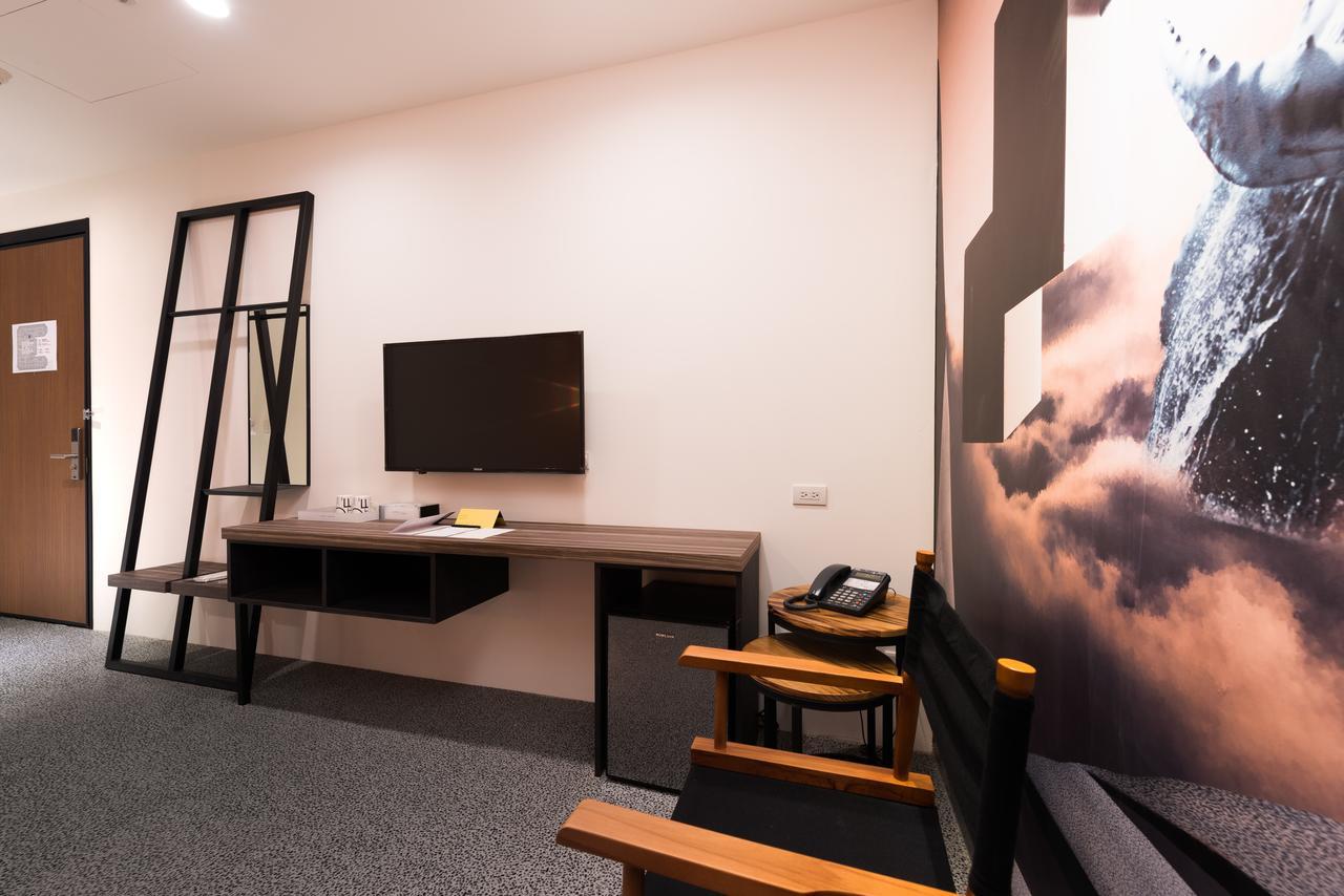 Hotel Half Taichung Buitenkant foto