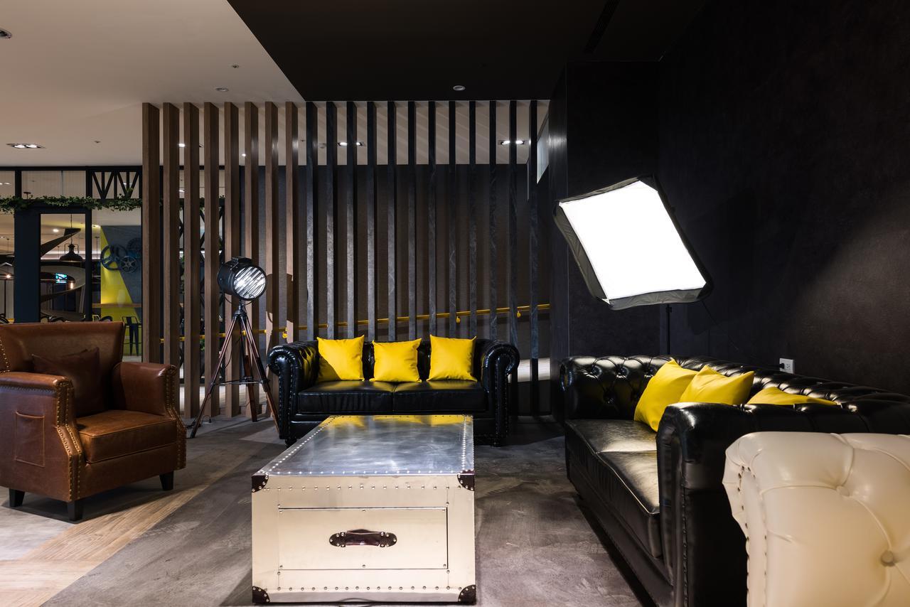 Hotel Half Taichung Buitenkant foto